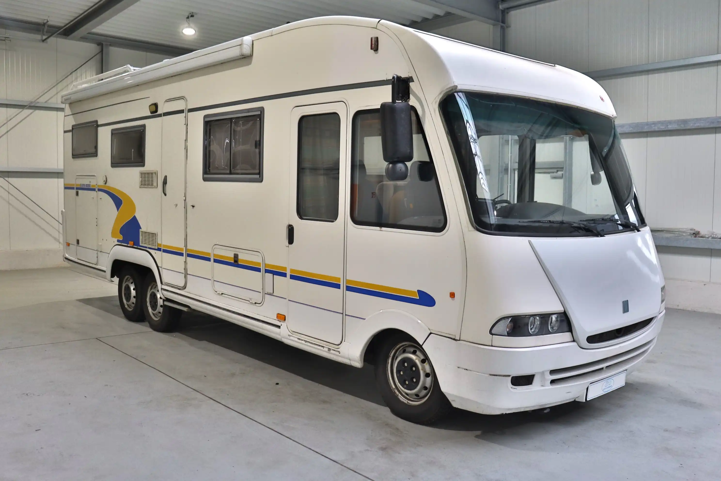 EURAMOBIL I 810 HB